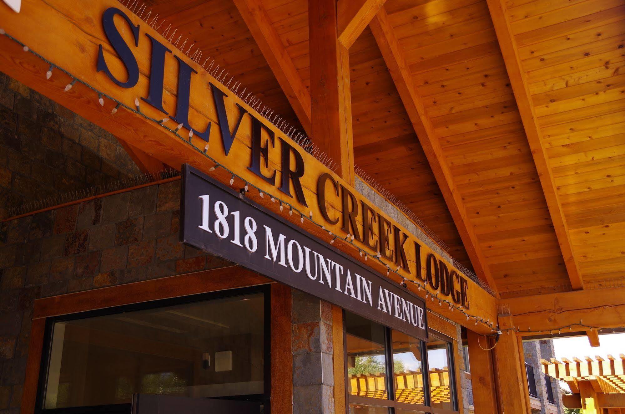 Silver Creek Lodge Канмор Экстерьер фото
